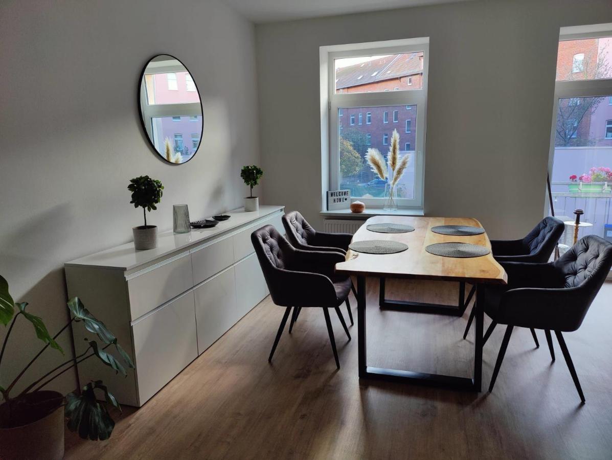 Neu Sanierte Wohnung Mit Balkon Und Stellplatz Erfurt Exteriér fotografie